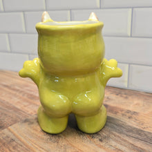 Hugo planter pot